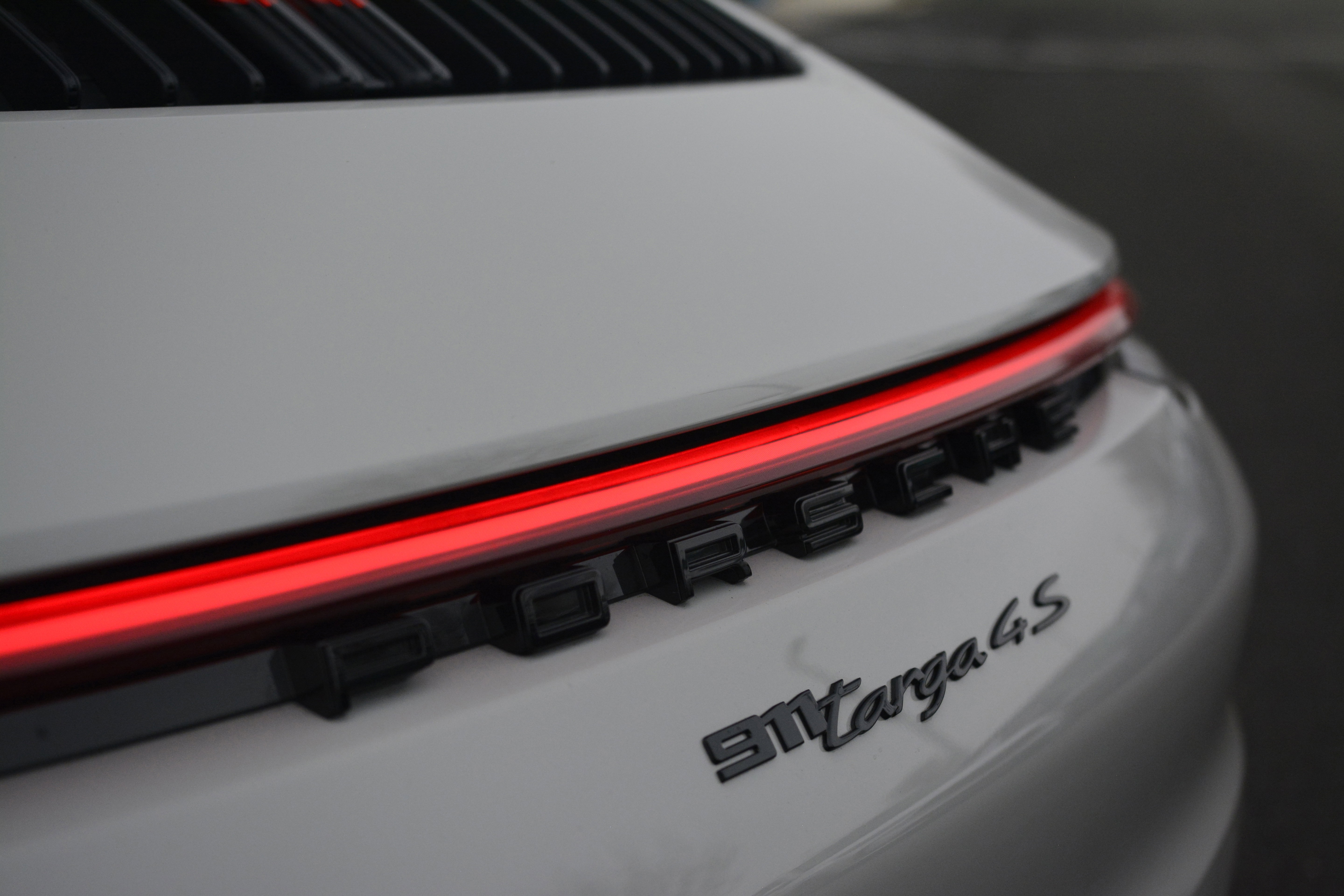 Certified 2024 Porsche 911 Targa 4S image 33