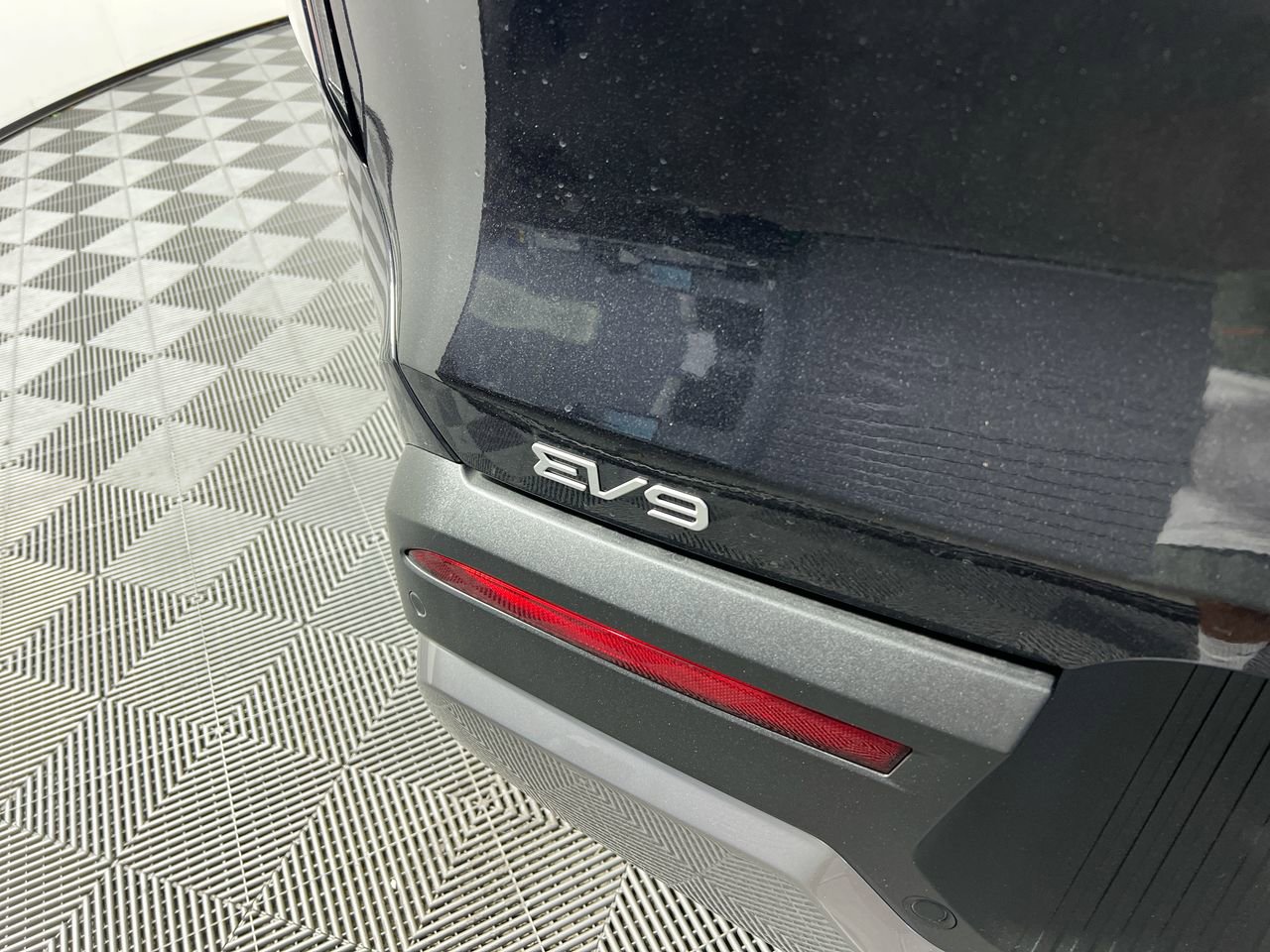New 2026 Kia EV9 Light RWD image 5