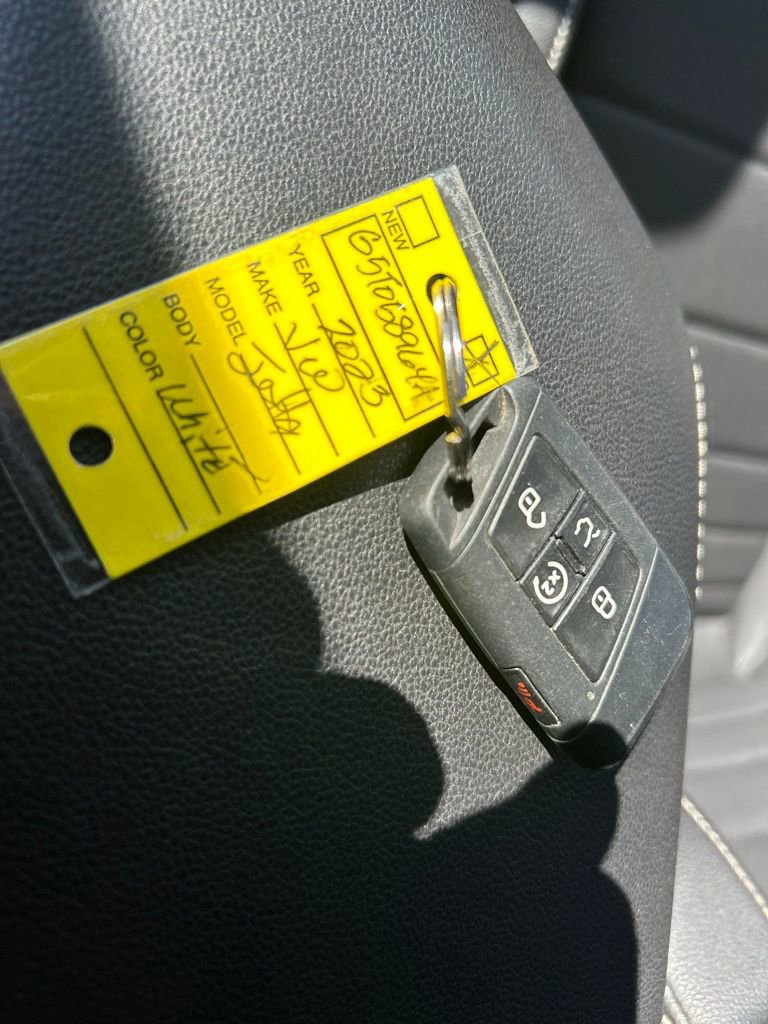 Used 2023 Volkswagen Jetta SE image 59