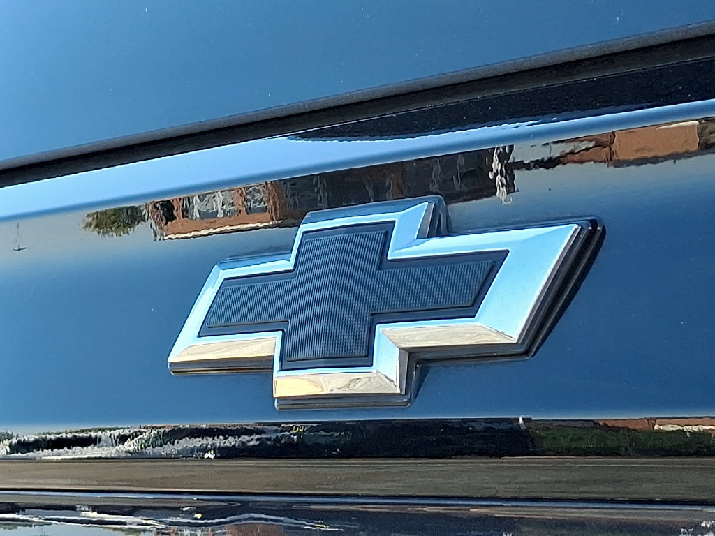 Used 2025 Chevrolet Tahoe Z71 AWD/4WD image 30