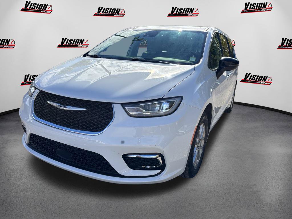 Used 2024 Chrysler Pacifica Touring-L FWD 360° Tour
