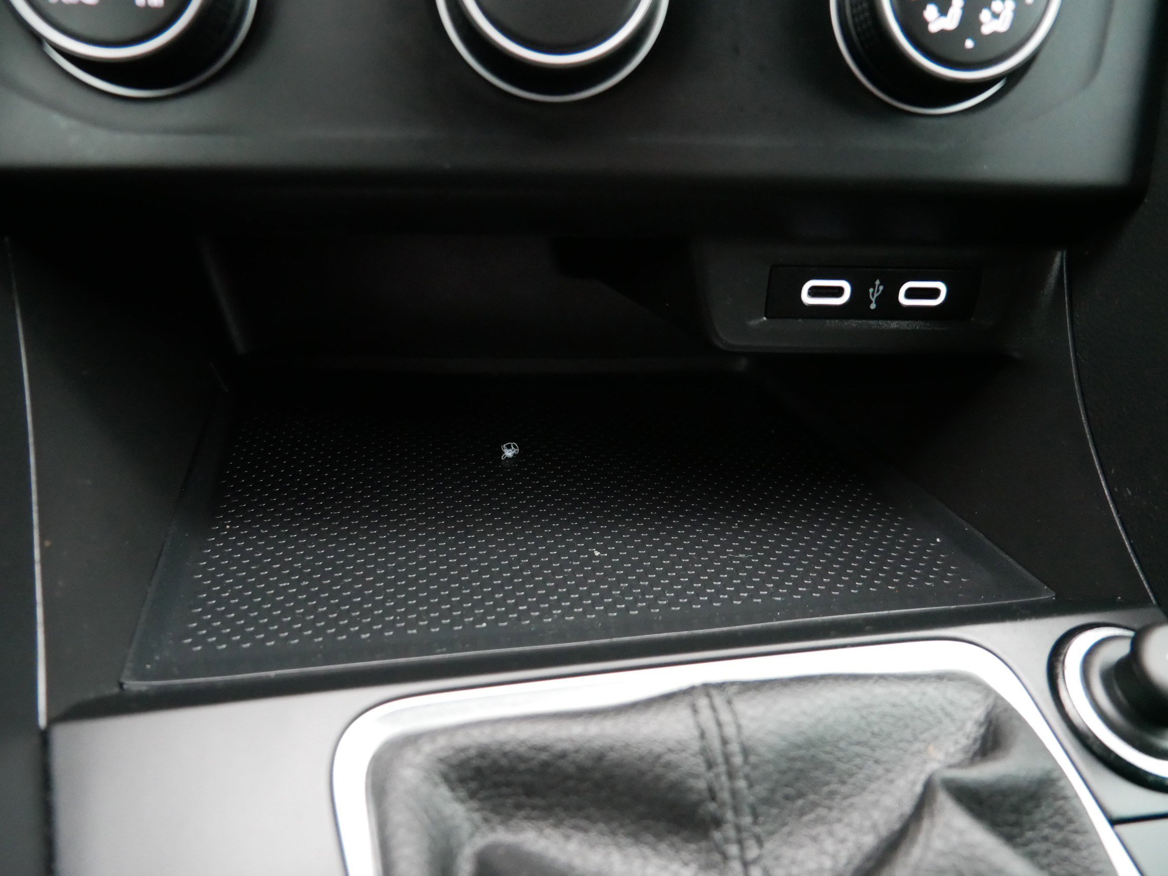 Used 2022 Volkswagen Jetta Sport image 33