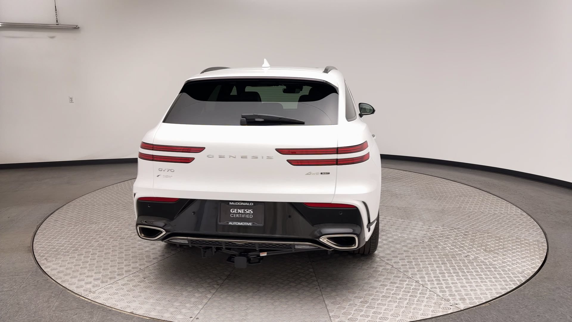 Certified 2026 Genesis GV70 3.5T Sport Prestige AWD/4WD image 3