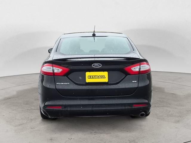Used 2016 Ford Fusion SE FWD image 6