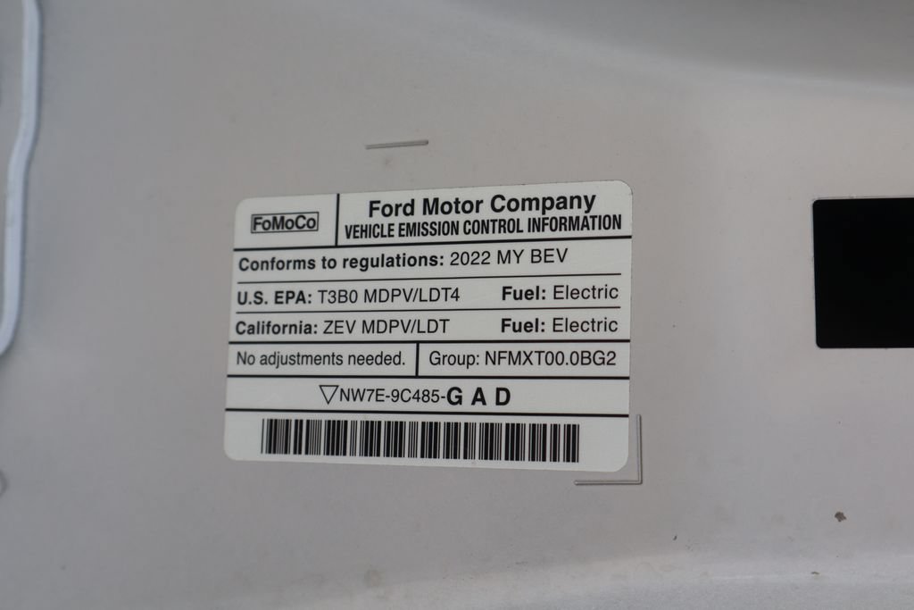 Used 2022 Ford F150 Lightning Platinum AWD/4WD image 12