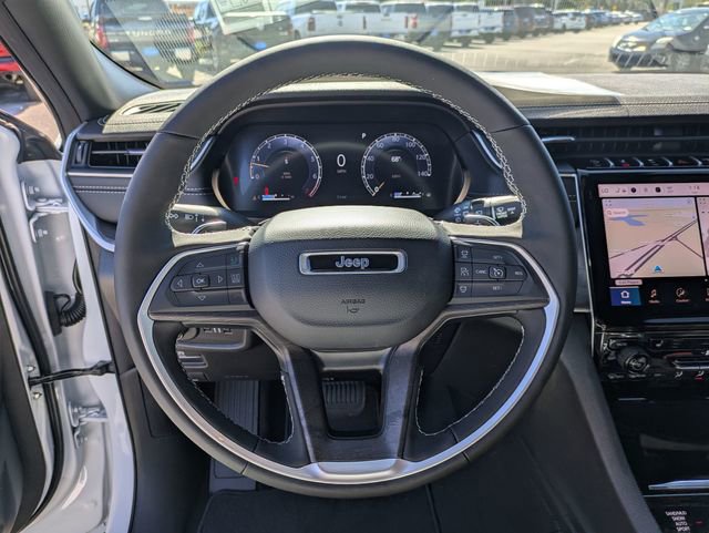 New 2025 Jeep Grand Cherokee Limited image 14