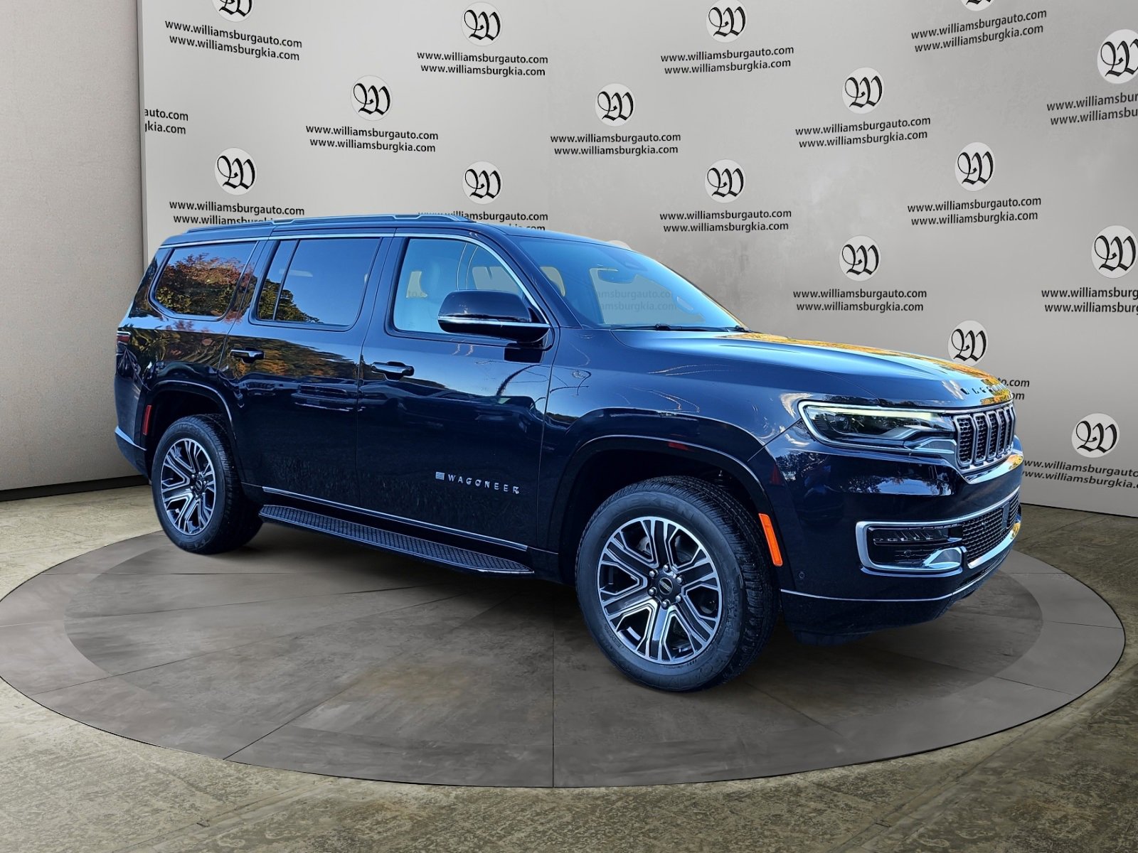 New 2025 Jeep Wagoneer 4WD image 7