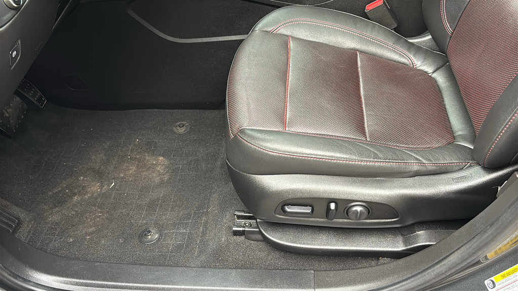 Used 2019 Chevrolet Blazer RS FWD image 28