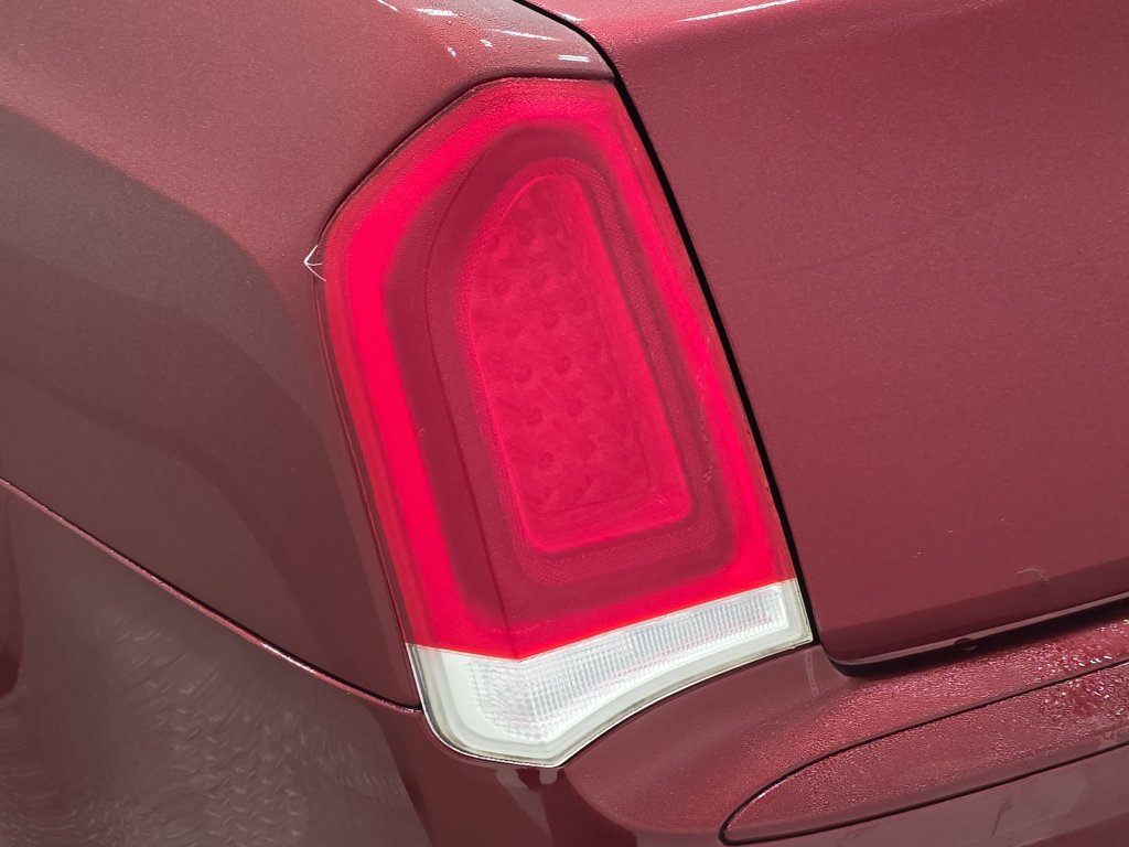 Used 2018 Chrysler 300 Touring w/ Sport Appearance Package RWD image 31