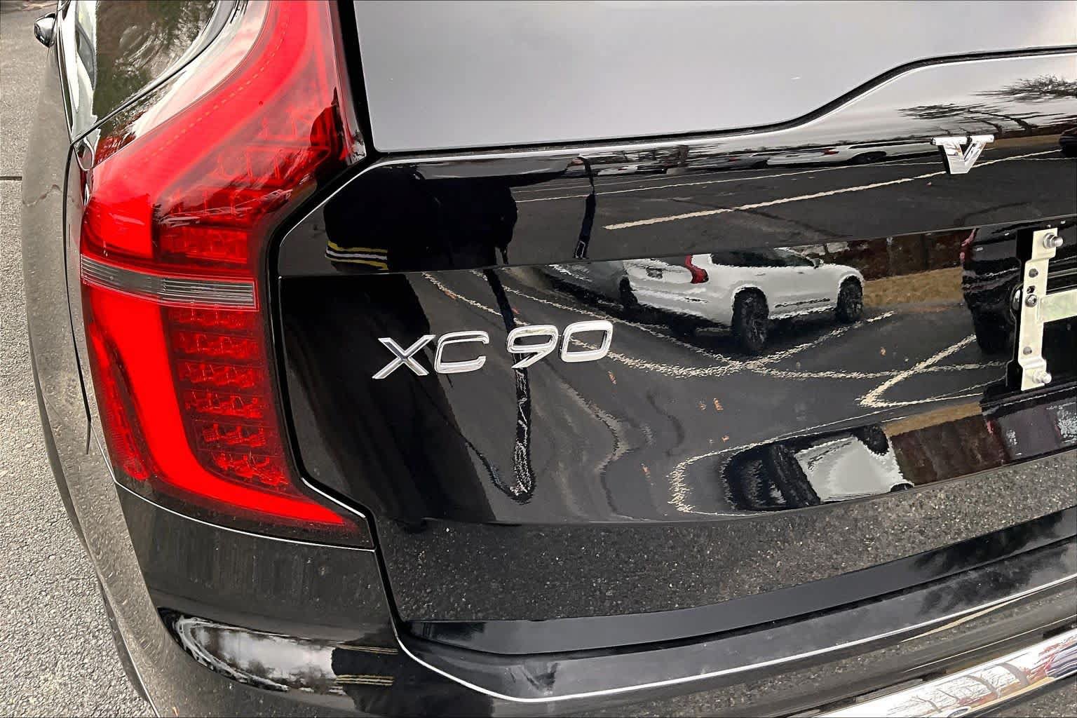 New 2026 Volvo XC90 B6 Ultra w/ Protection Package AWD/4WD image 6