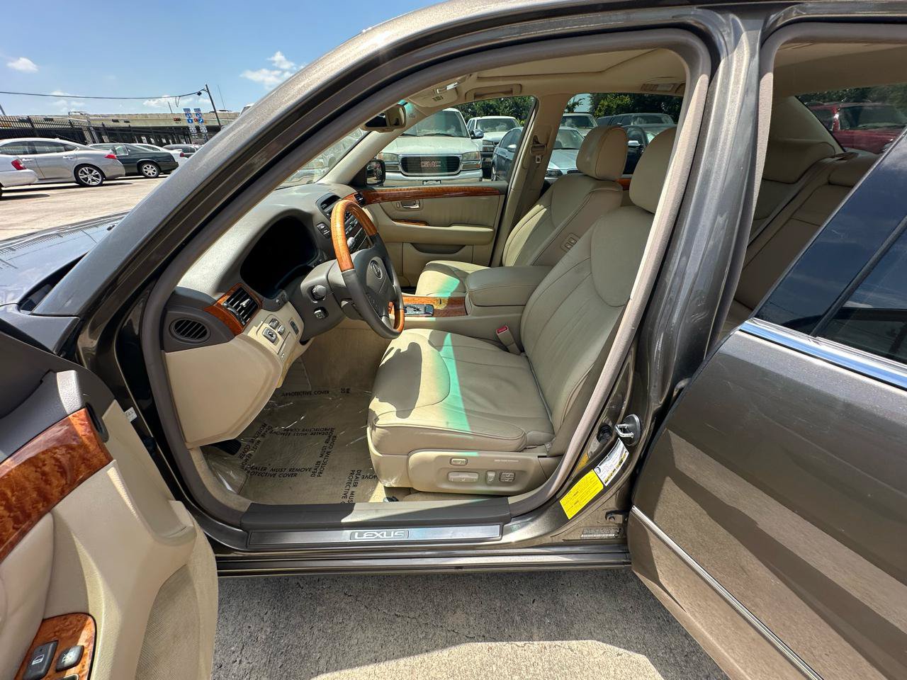 Used 2004 Lexus LS 430 w/ Premium Pkg RWD image 15
