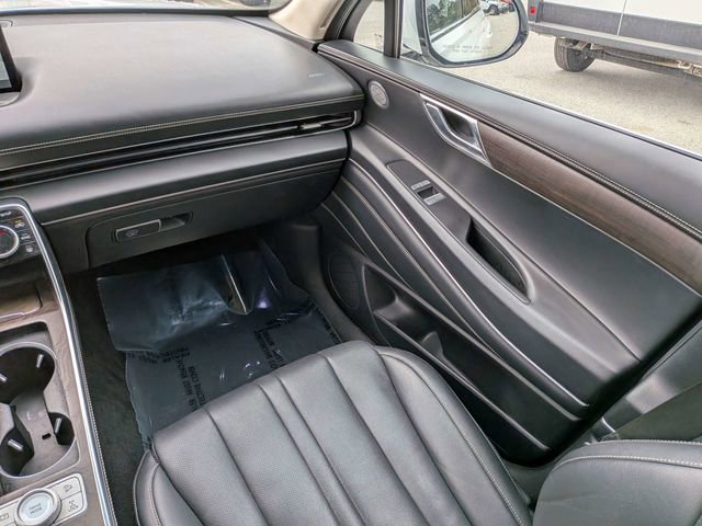 Used 2024 Genesis GV80 2.5T AWD/4WD image 22
