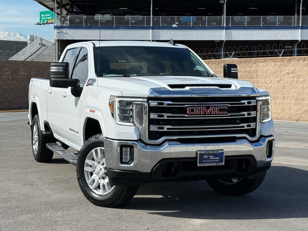 Used 2022 GMC Sierra 2500 SLE w/ SLE Value Package; image 3