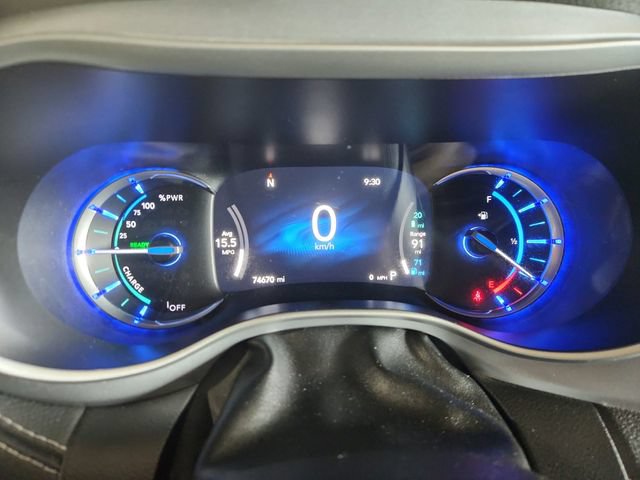 Used 2021 Chrysler Pacifica Touring-L w/ S Appearance Package FWD image 10
