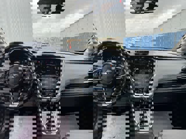 Used 2023 Subaru Outback Limited image 17