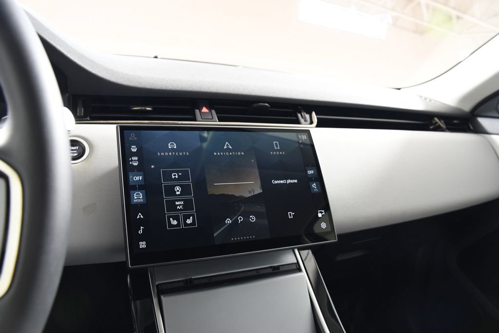 Used 2024 Land Rover Range Rover Evoque S image 32