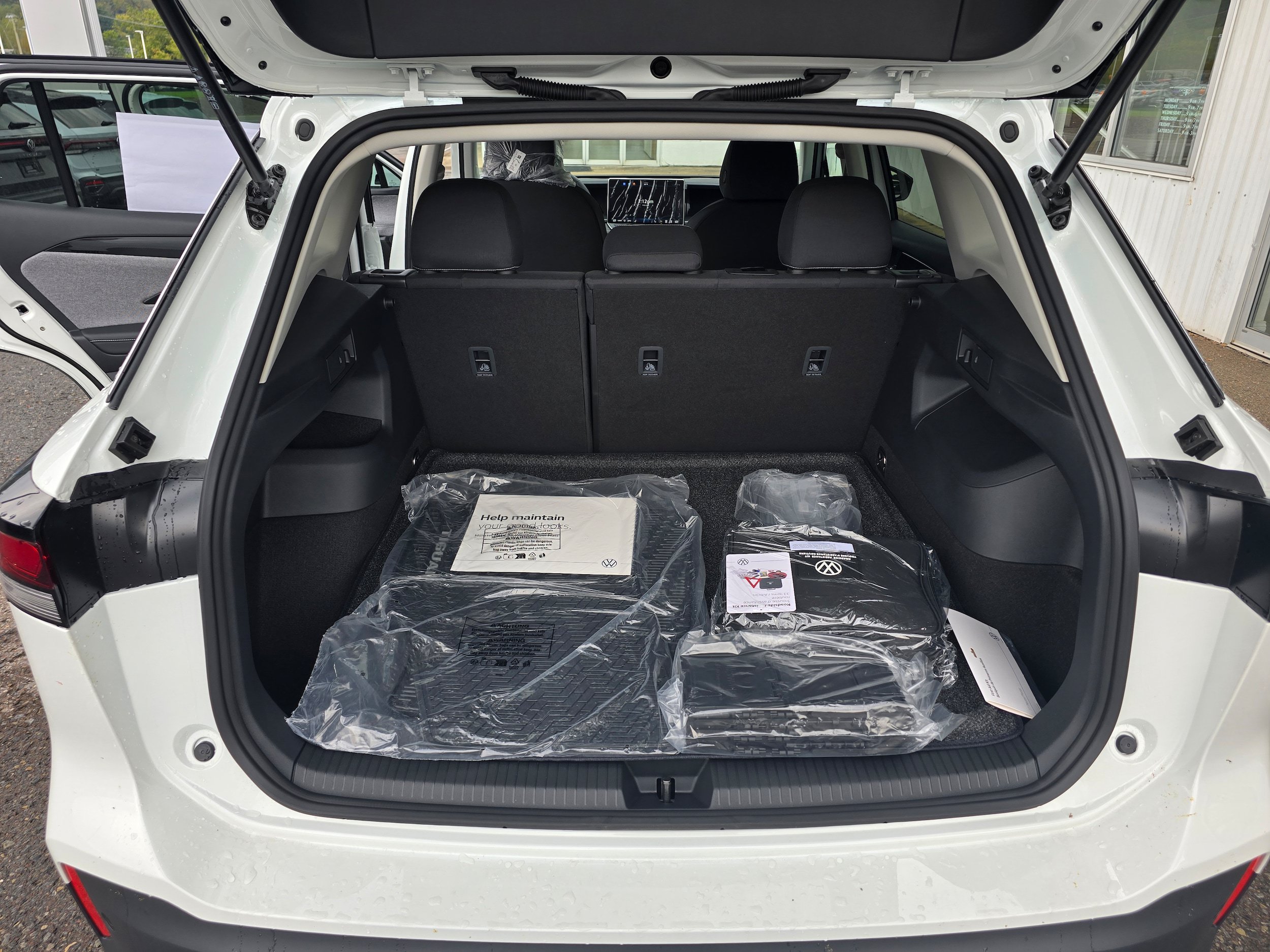 New 2026 Volkswagen Tiguan S AWD/4WD image 11