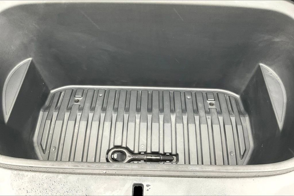 Used 2021 Tesla Model Y Long Range image 29