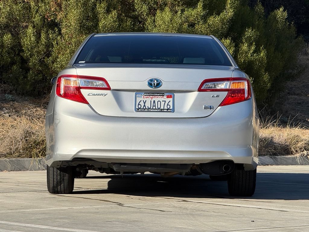 Used 2012 Toyota Camry LE FWD image 13