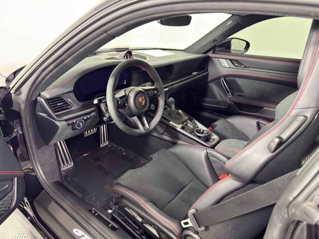 Certified 2026 Porsche 911 GT3 w/ Weissach Package RWD image 4