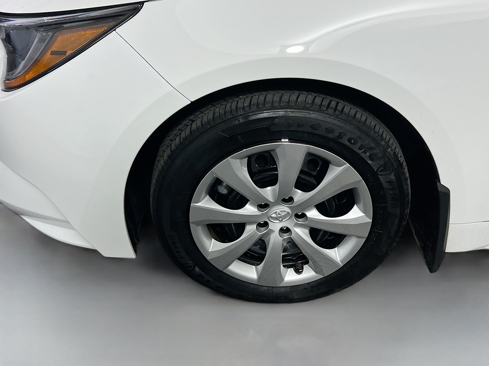 Used 2026 Toyota Corolla LE FWD image 13