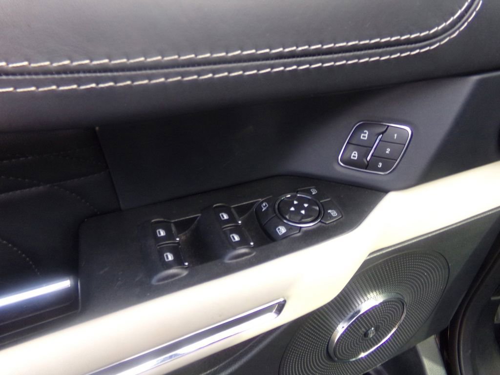 Used 2021 Ford Expedition Platinum image 10