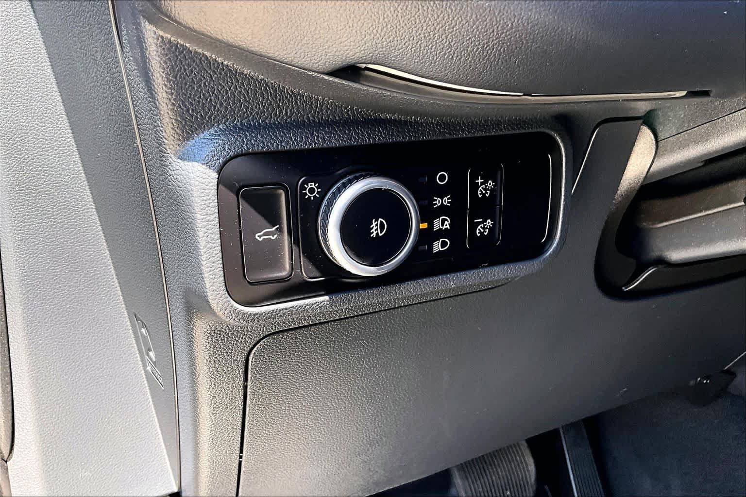 Certified 2025 Ford Explorer ST-Line w/ Premium Package AWD/4WD image 37