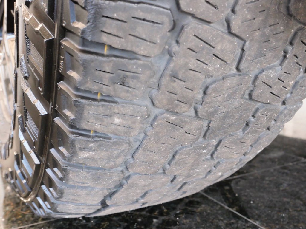 Used 2022 Rivian R1T Adventure image 34