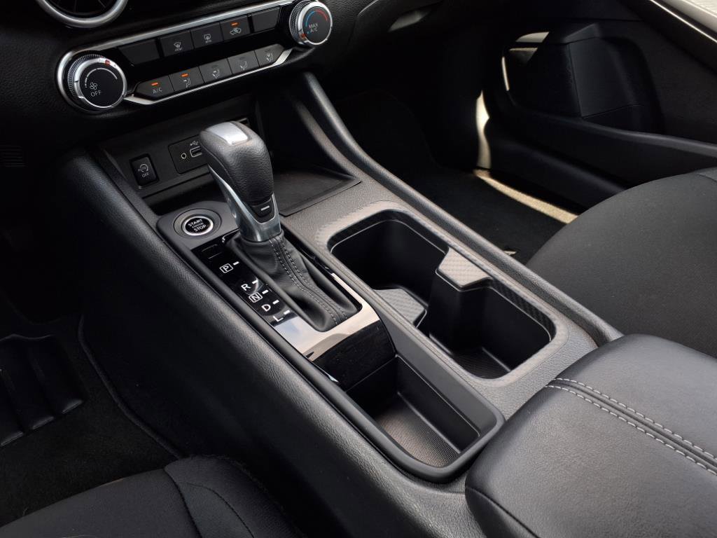 Used 2024 Nissan Sentra S image 17