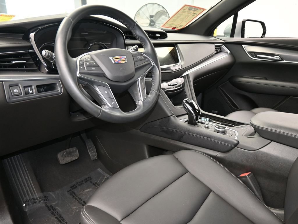Used 2024 Cadillac XT5 Luxury image 12