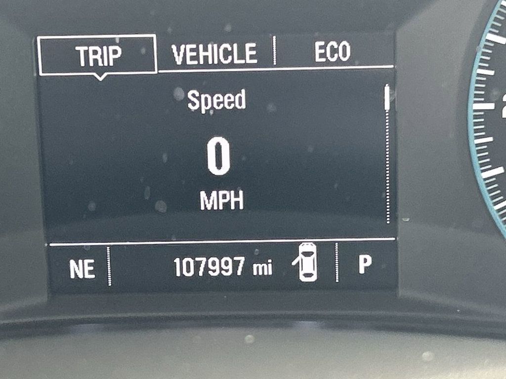 Used 2022 Chevrolet Malibu LS FWD image 16