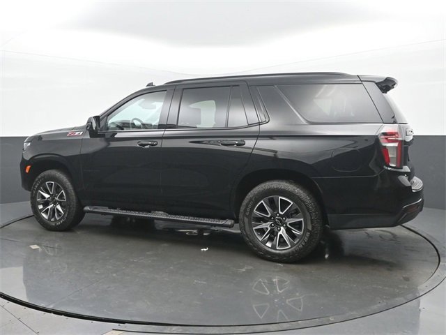 Used 2024 Chevrolet Tahoe Z71 w/ Luxury Package image 3