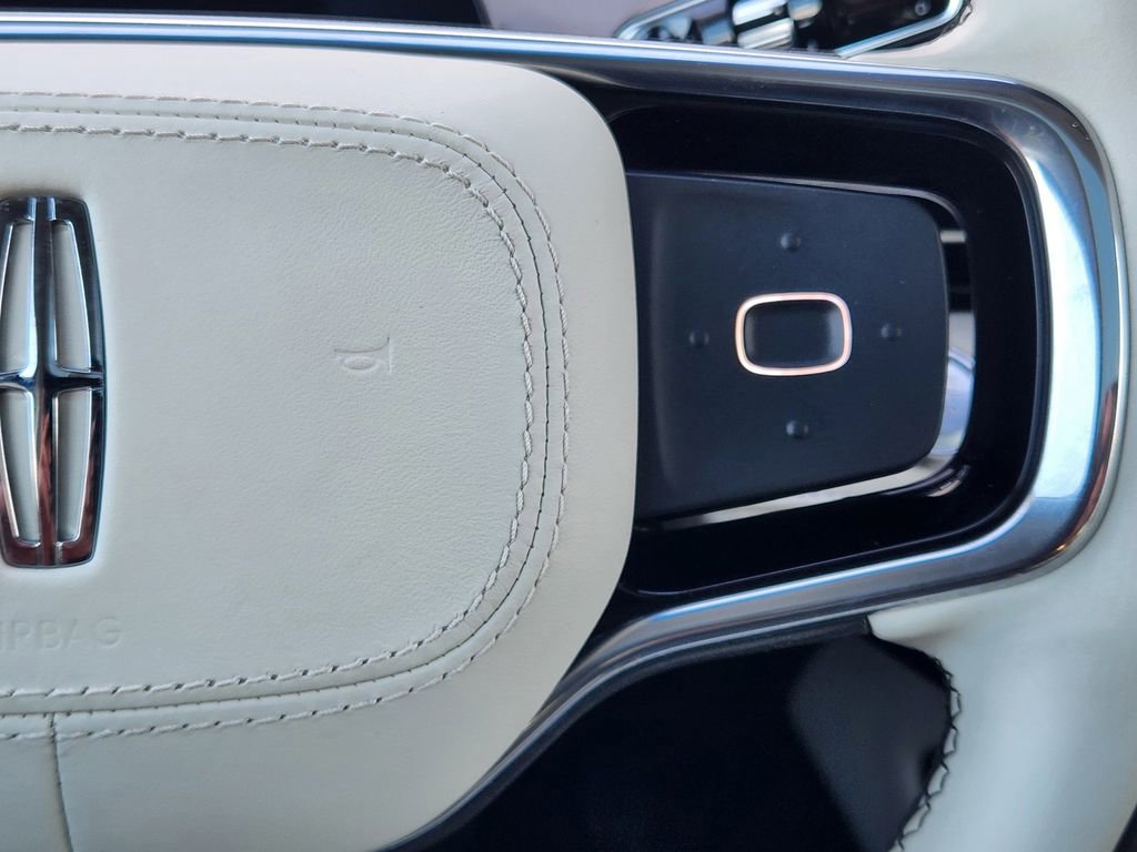 Used 2024 Lincoln Nautilus Black Label w/ Jet Appearance Package (87T) image 23