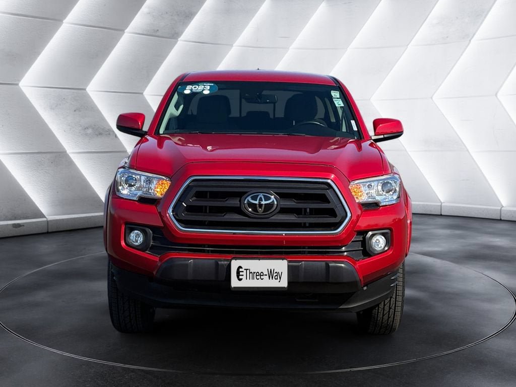 Used 2023 Toyota Tacoma SR5 RWD image 8