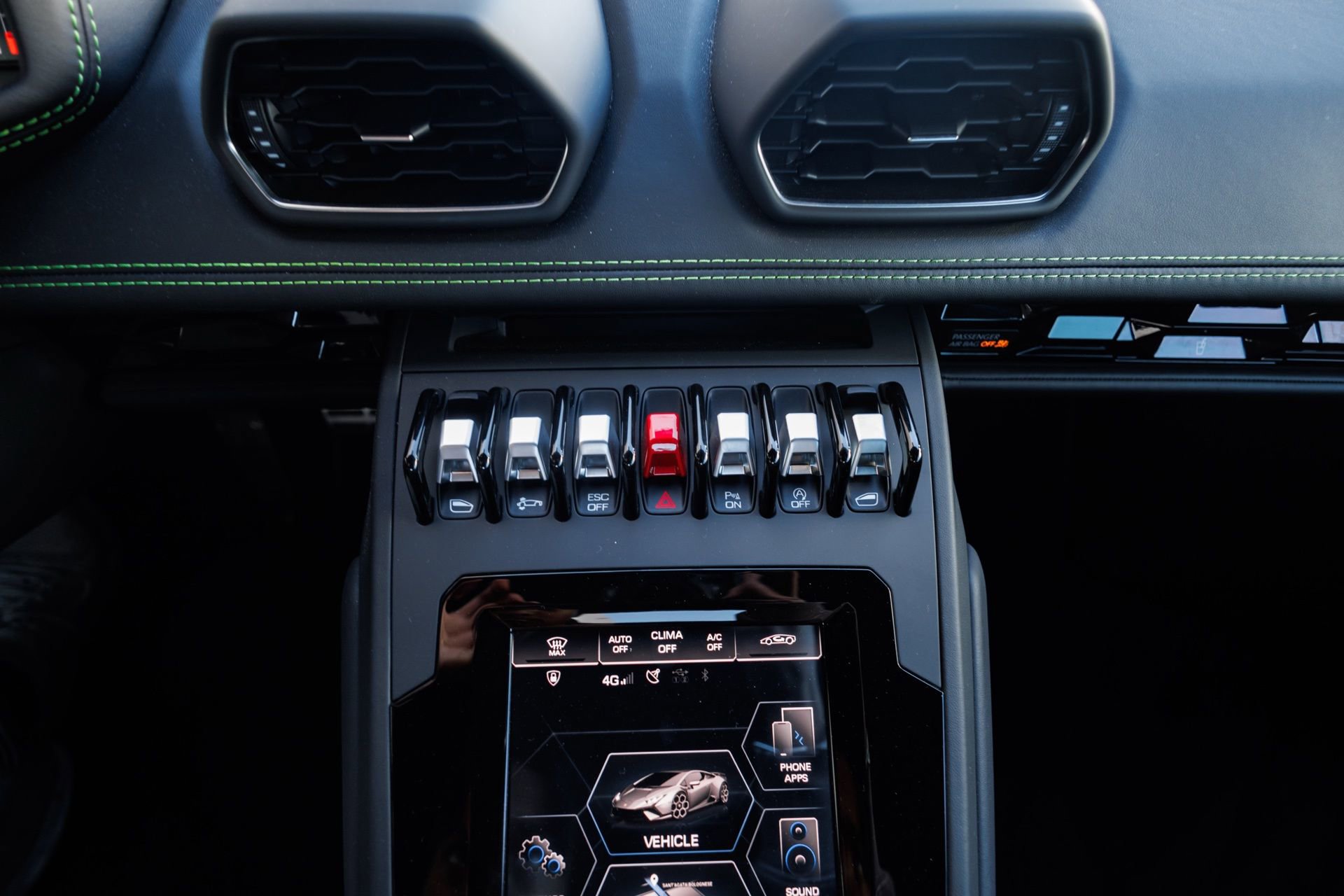 Used 2023 Lamborghini Huracan Tecnica image 42