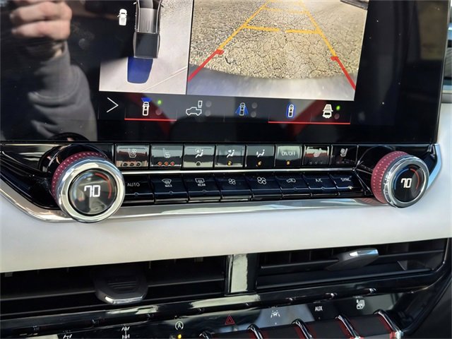 Used 2024 GMC Canyon AT4X image 11