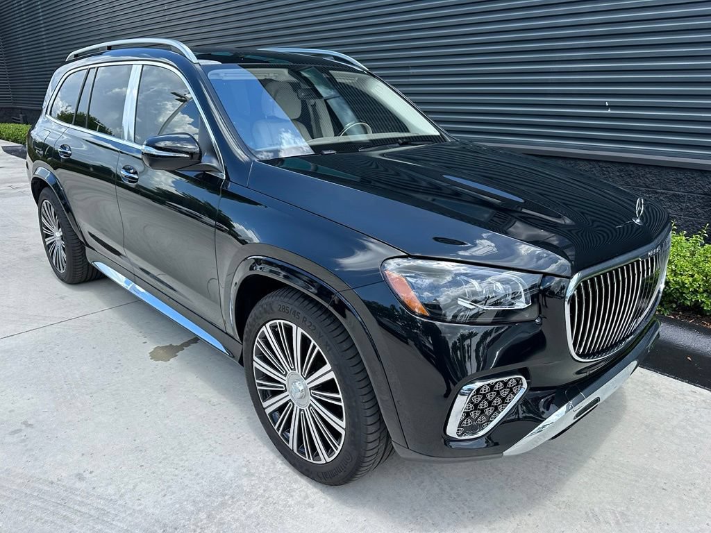 Used 2025 Mercedes-Benz Maybach GLS 600 4MATIC image 12