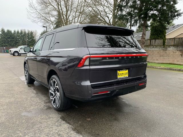 New 2026 Lincoln Navigator Reserve AWD/4WD image 3