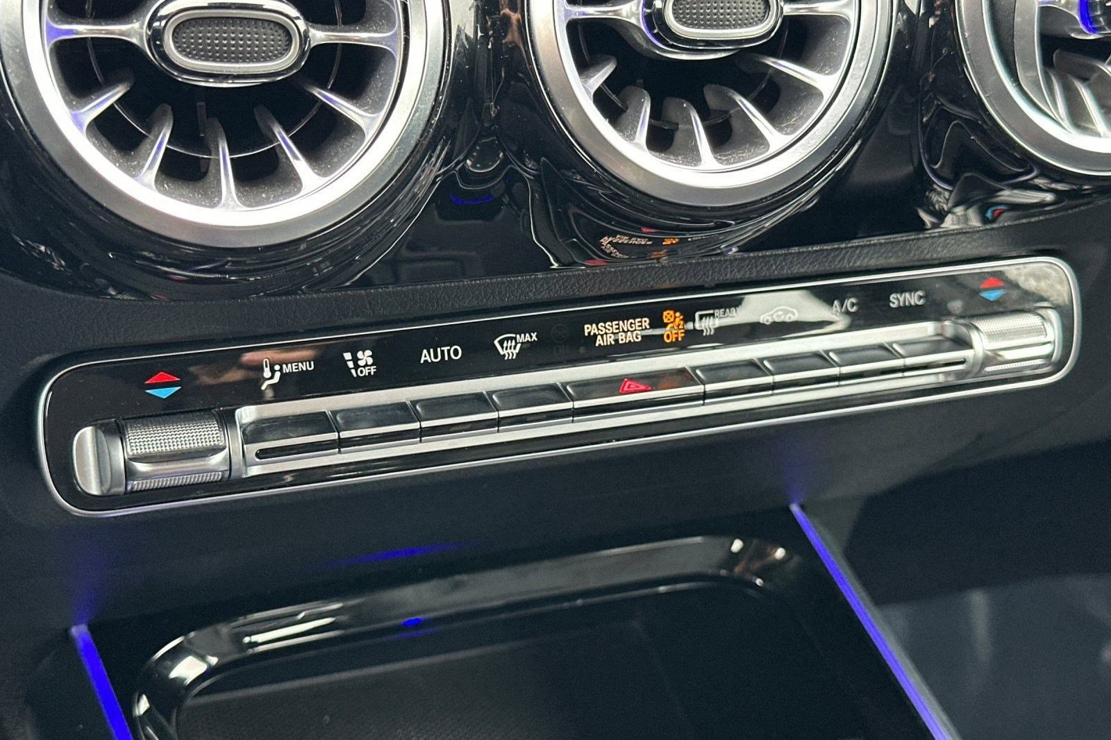 Certified 2022 Mercedes-Benz GLA 35 AMG 4MATIC image 18