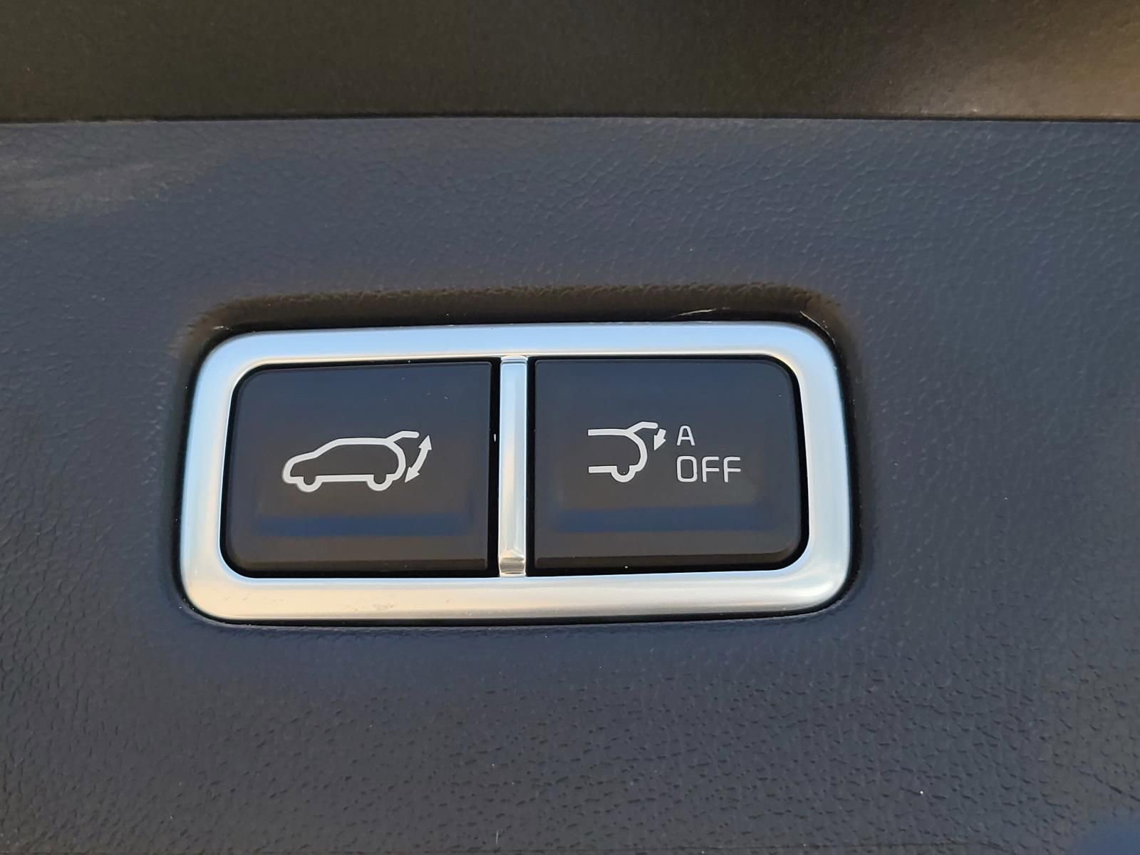 Used 2025 Kia Sorento SX Prestige image 12