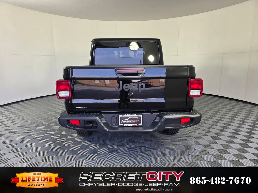 New 2025 Jeep Gladiator Sport image 6