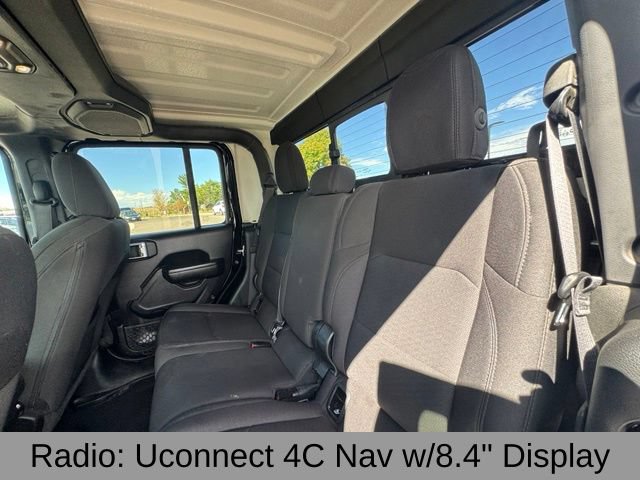 Certified 2022 Jeep Gladiator Sport AWD/4WD image 19