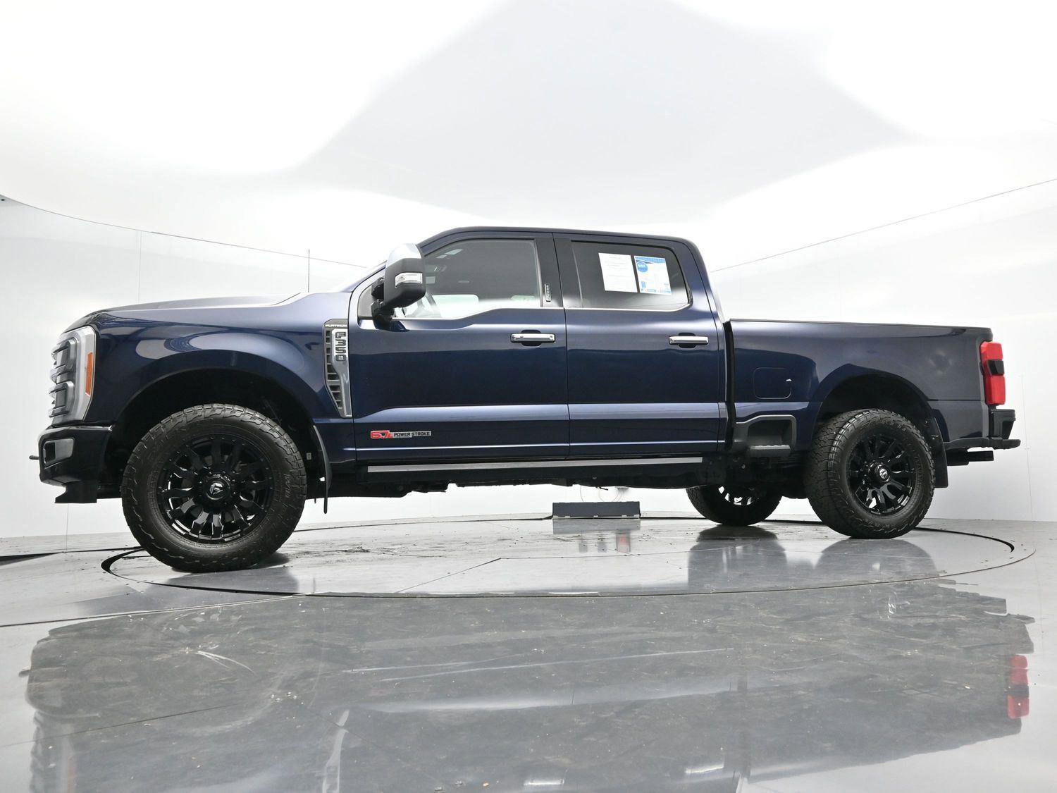 Used 2023 Ford F350 Platinum image 47
