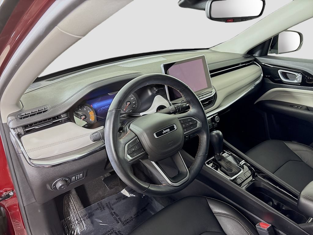 Used 2022 Jeep Compass Limited AWD/4WD image 9