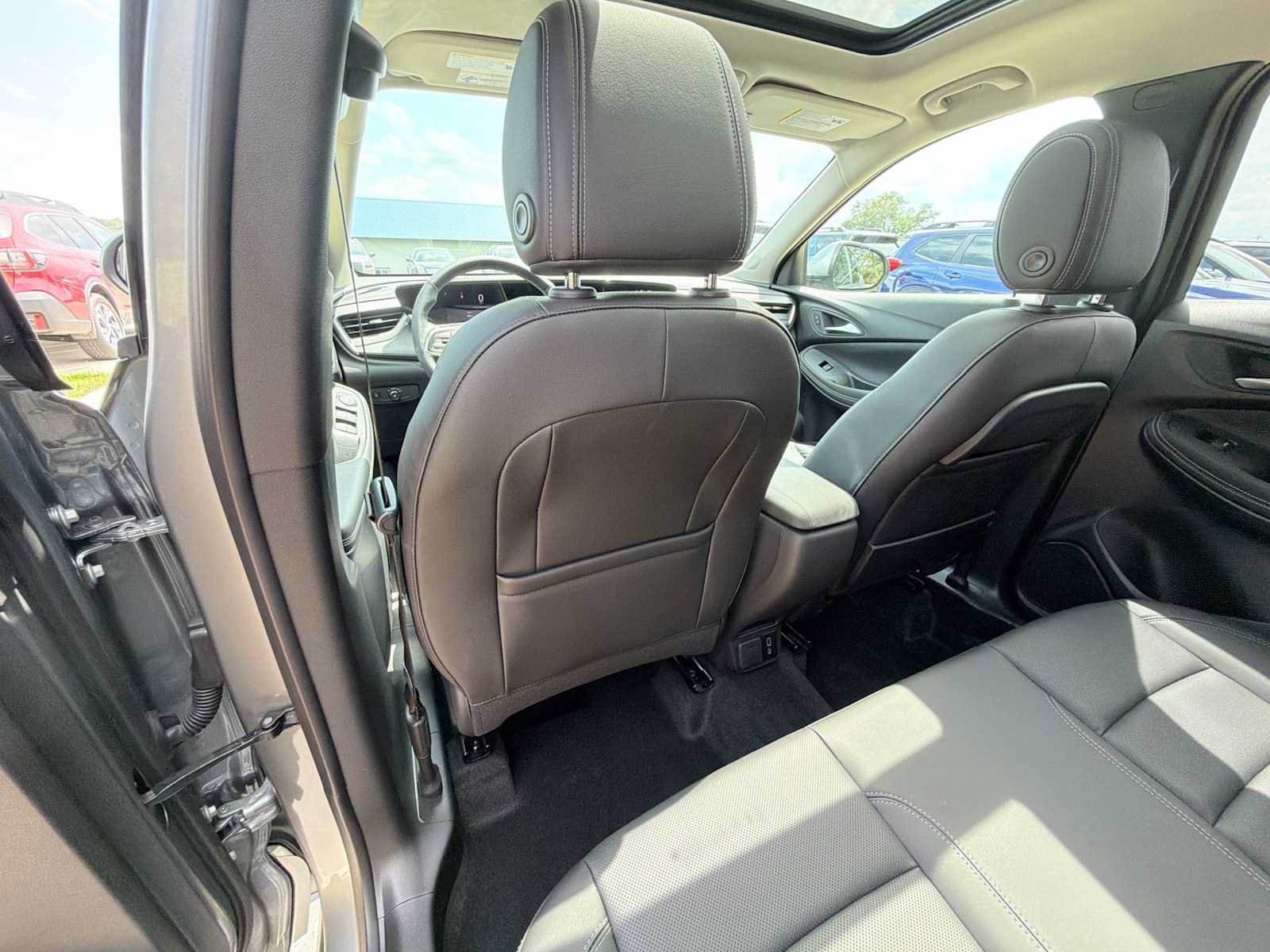 Used 2026 Buick Encore GX Avenir w/ Avenir Technology Package AWD/4WD image 15