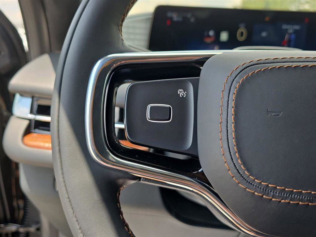 New 2025 Lincoln Navigator L Black Label image 27