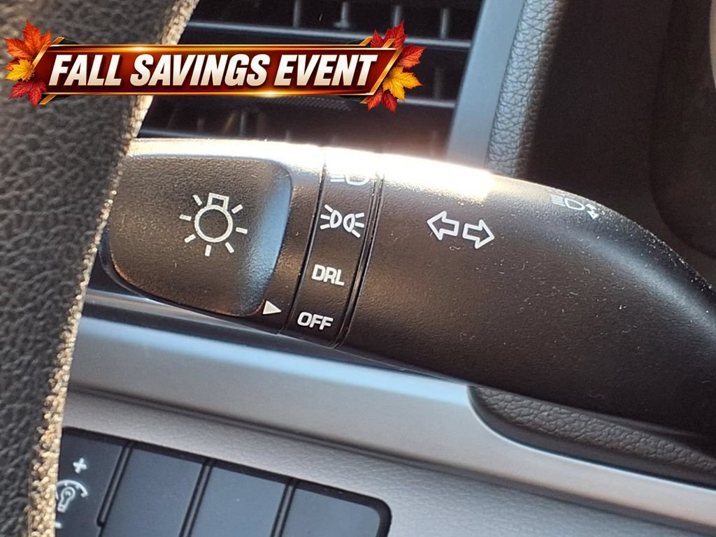 Used 2018 Hyundai Elantra SE FWD image 14