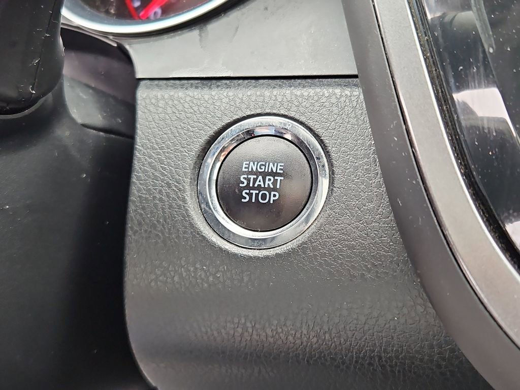 Used 2019 Toyota Camry XSE image 17