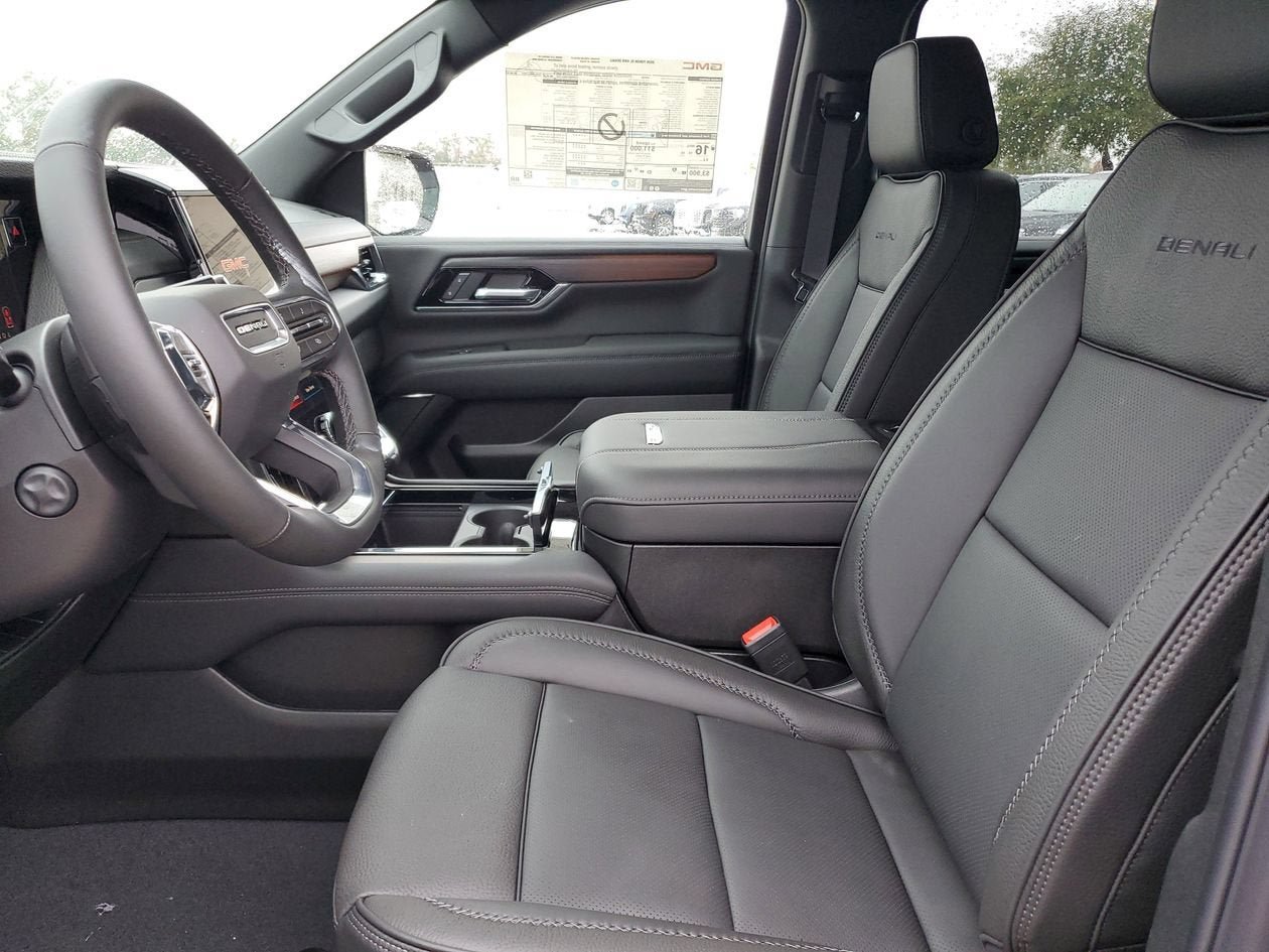 New 2026 GMC Yukon XL Denali w/ Sun & Power Step Package AWD/4WD image 19
