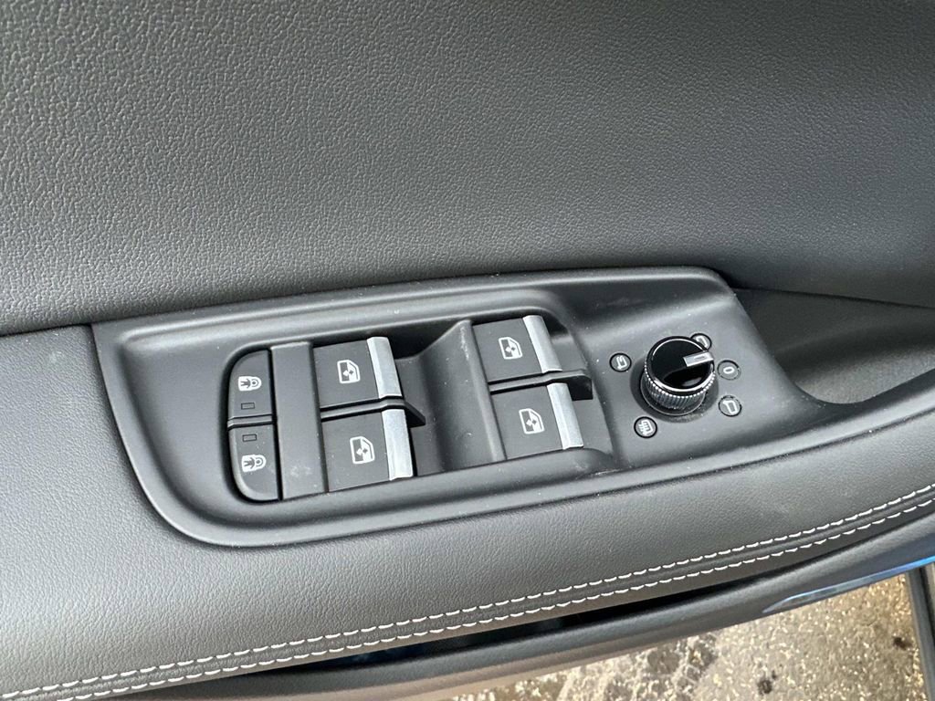 New 2026 Audi Q8 Premium Plus image 13